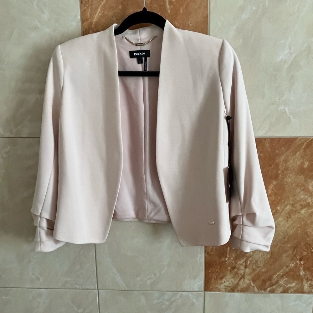 Dkny